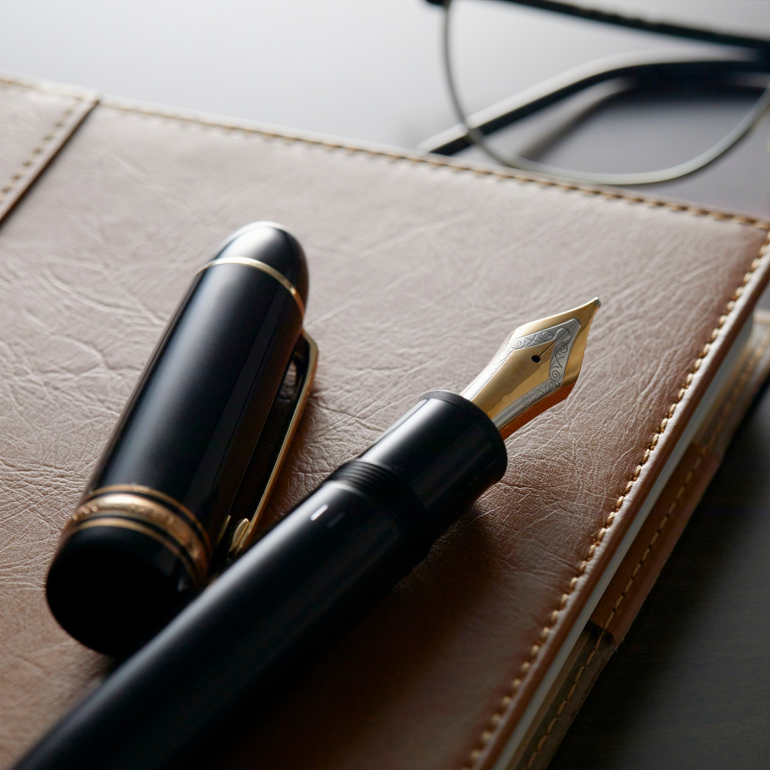 fancy ball pen